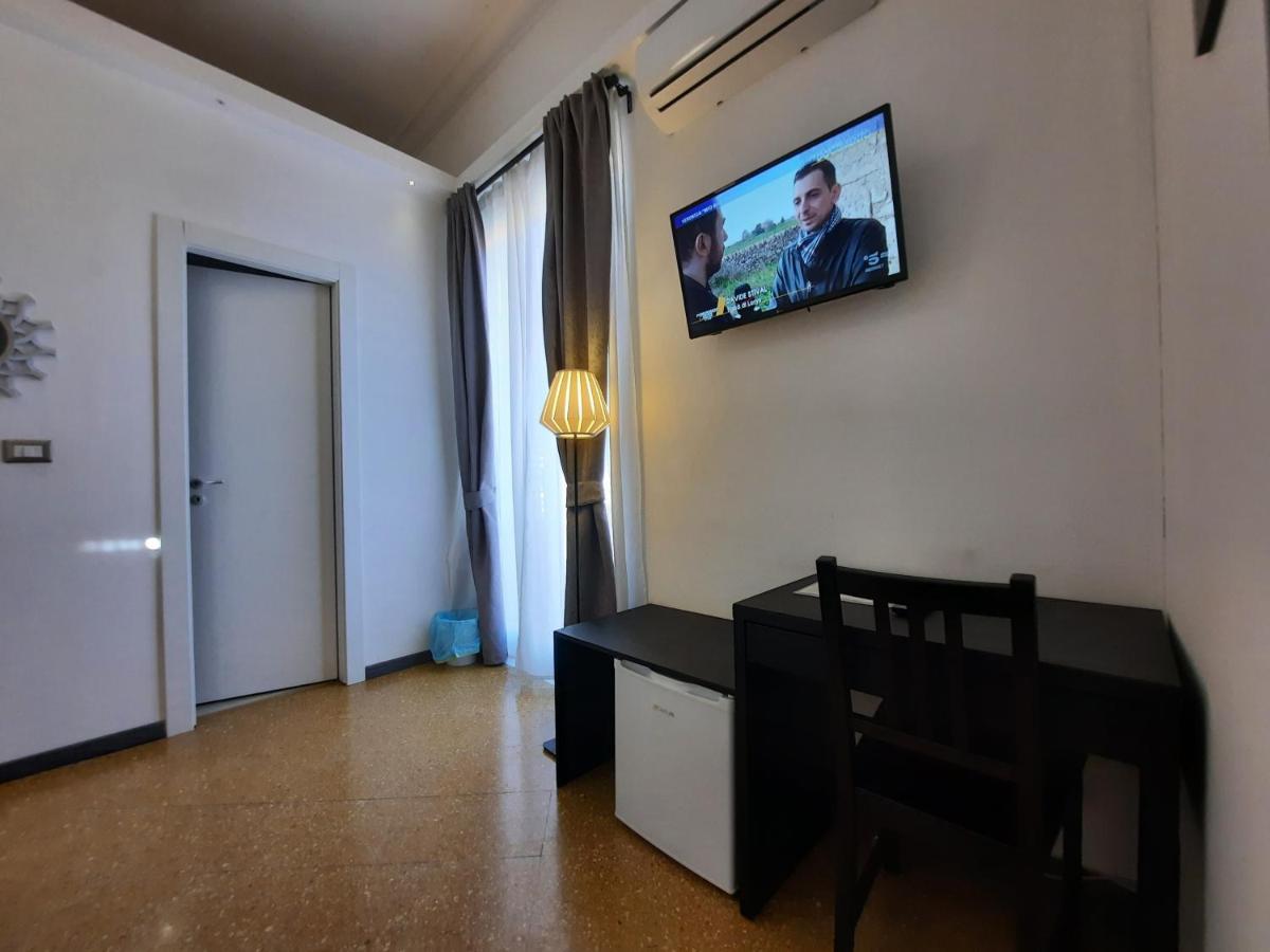 Politeamari Hotell Palermo Exteriör bild