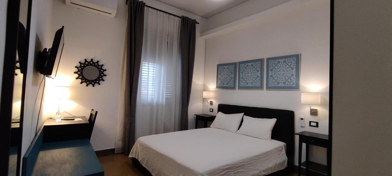 Politeamari Hotell Palermo Exteriör bild