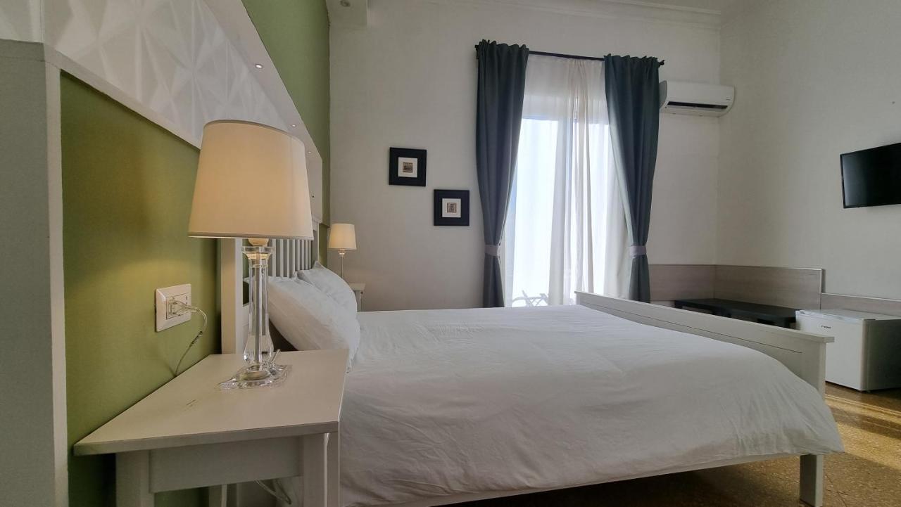Politeamari Hotell Palermo Exteriör bild