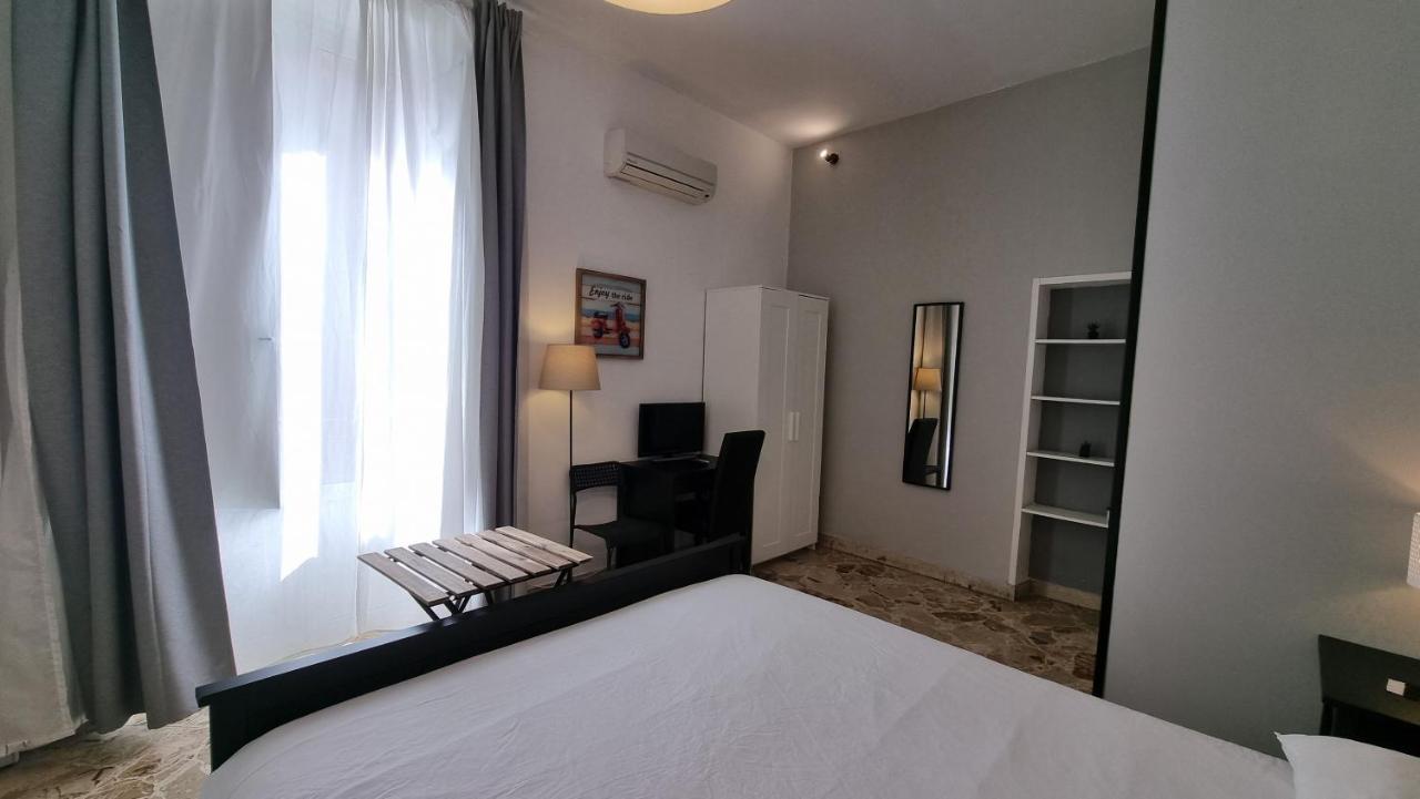Politeamari Hotell Palermo Exteriör bild