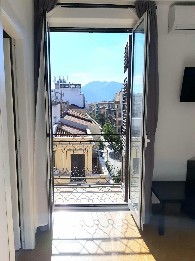 Politeamari Hotell Palermo Exteriör bild